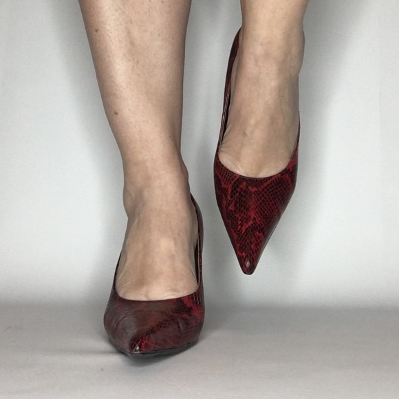 Red and Black Snakeskin Heels - Picture 2 of 10
